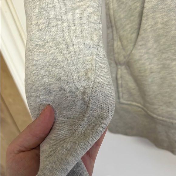Lululemon Scuba Hoodie - Picture 4 of 5